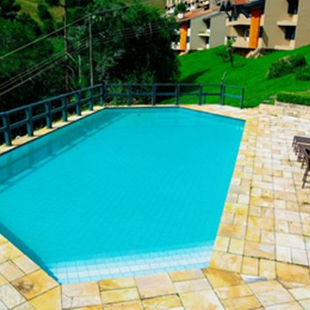 Plaza Inn Week Inn Campos do Jordao Ngoại thất bức ảnh