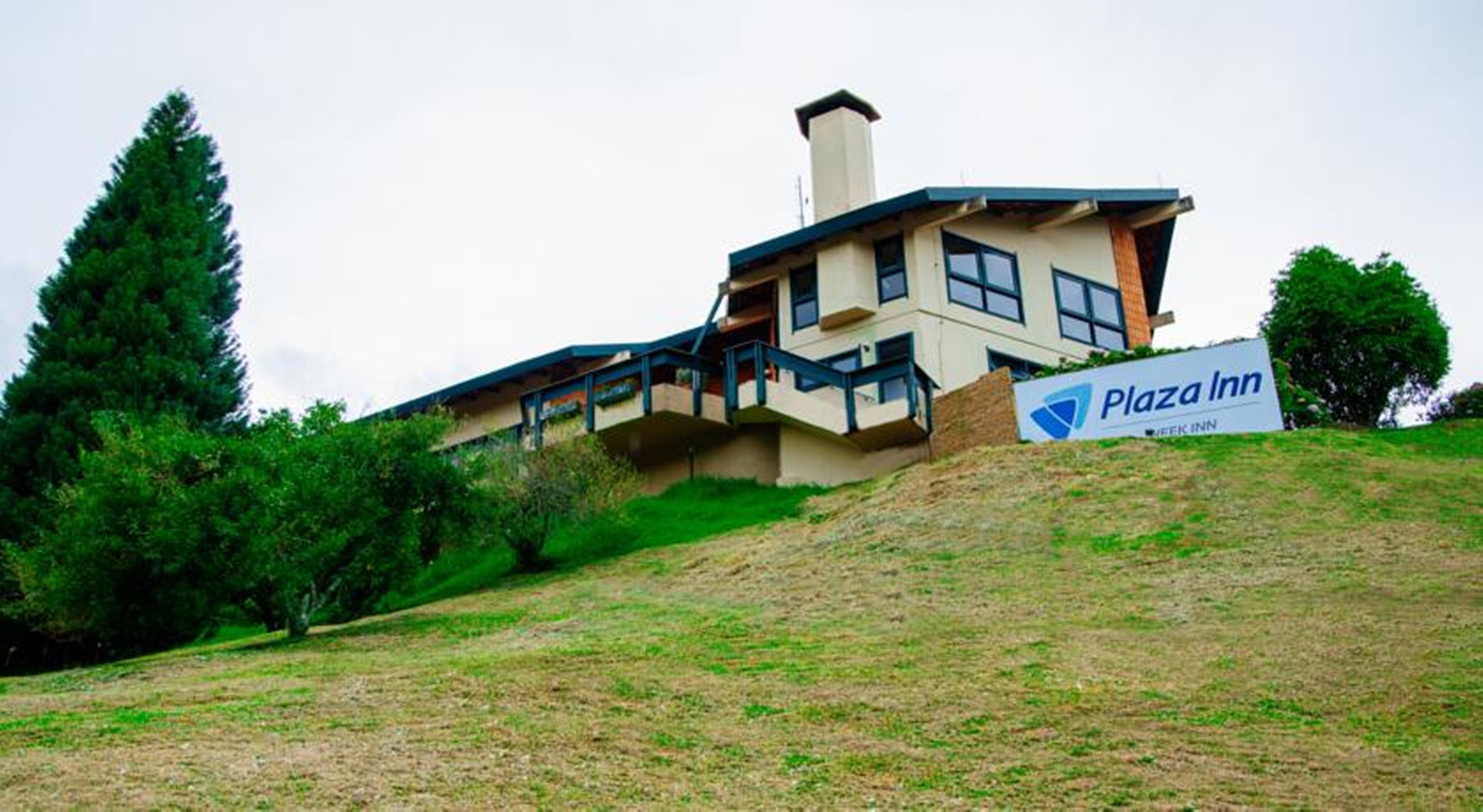 Plaza Inn Week Inn Campos do Jordao Ngoại thất bức ảnh